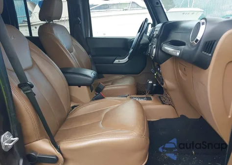 2018 Jeep Wrangler Jk Unlimited Sahara 4X4 из США, поврежденный, VIN 1C4HJWEG5JL916407